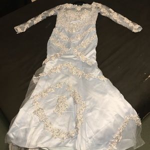 64” Long Beautiful Blue Floral Prom Style Dress w/ Fairly Long Train Lace/Zip Up